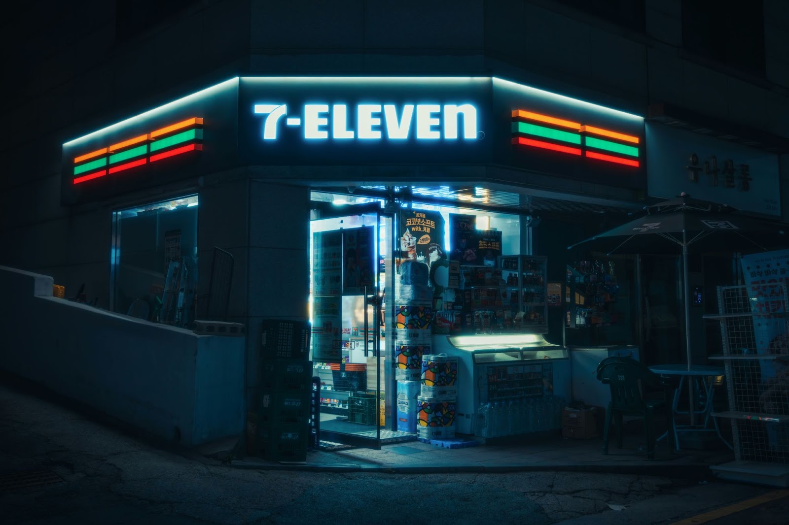 Low Light Photography image of a seven eleven at night